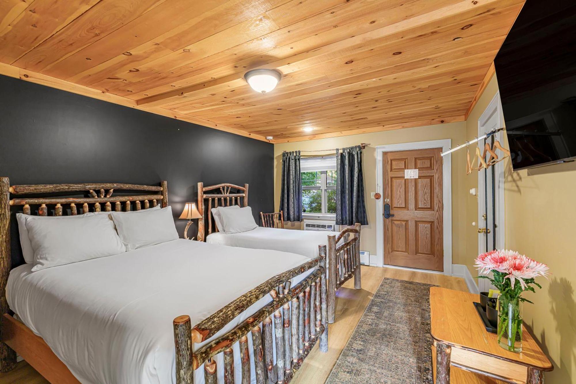 The Alpine Lodge North Creek Екстер'єр фото
